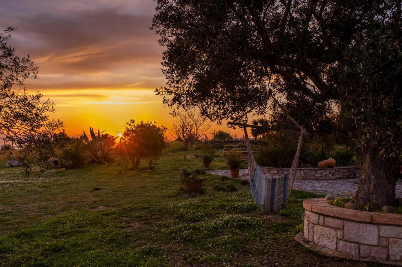 Chamaloni Cottages Finikounta Dış mekan fotoğraf